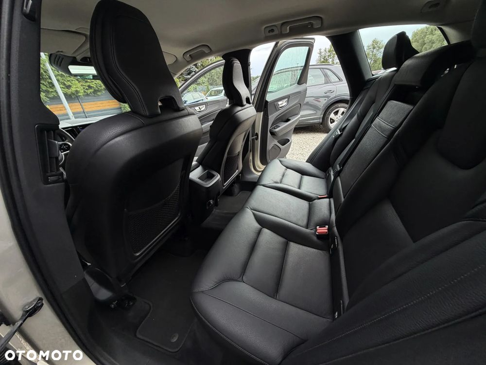 Volvo XC 60 D4 SCR Inscription - 20