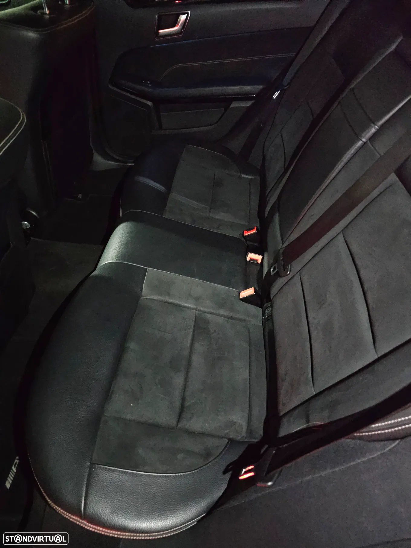 Mercedes-Benz E 200 CDi Avantgarde BE Auto.139g - 16