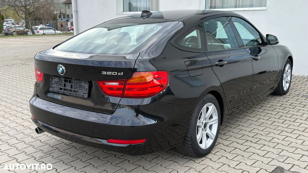 BMW Seria 3 320d Aut. Sport Line - 3