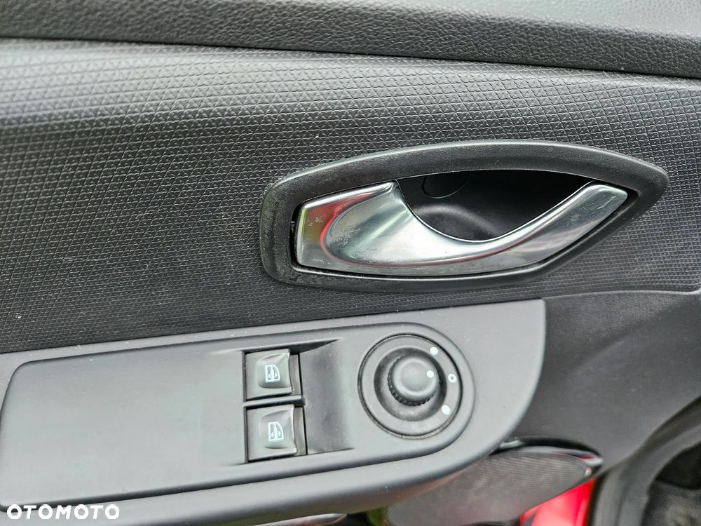 Renault Clio ENERGY TCe 90 Start & Stop LIMITED - 17