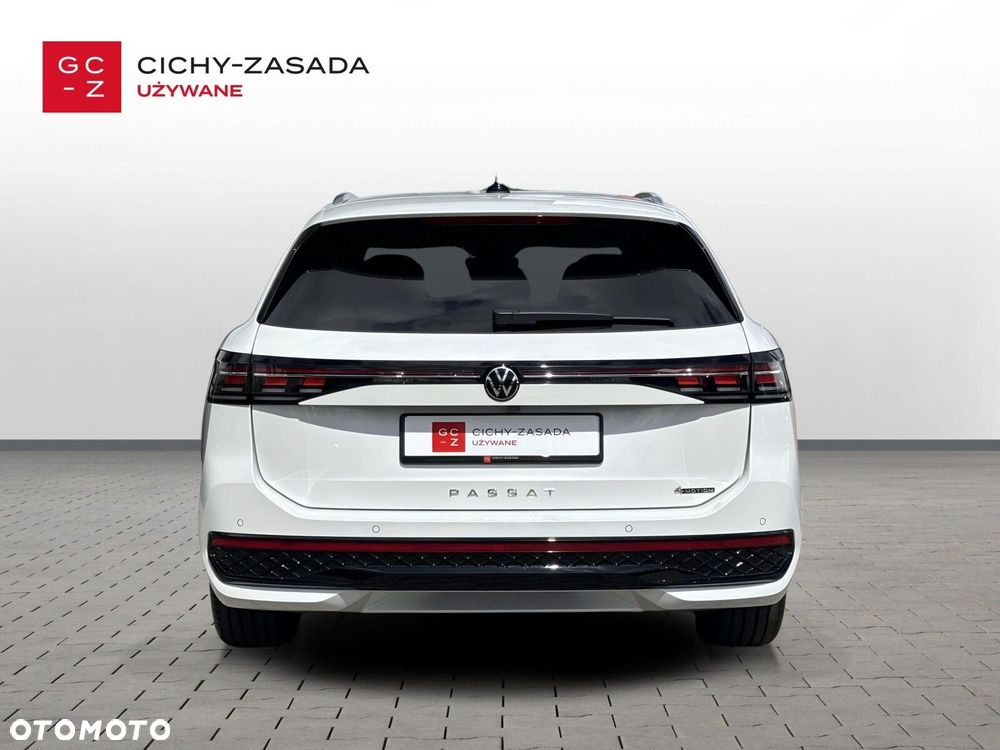 Volkswagen Passat Variant 2.0 TDI SCR 4Mot R-Line DSG - 5