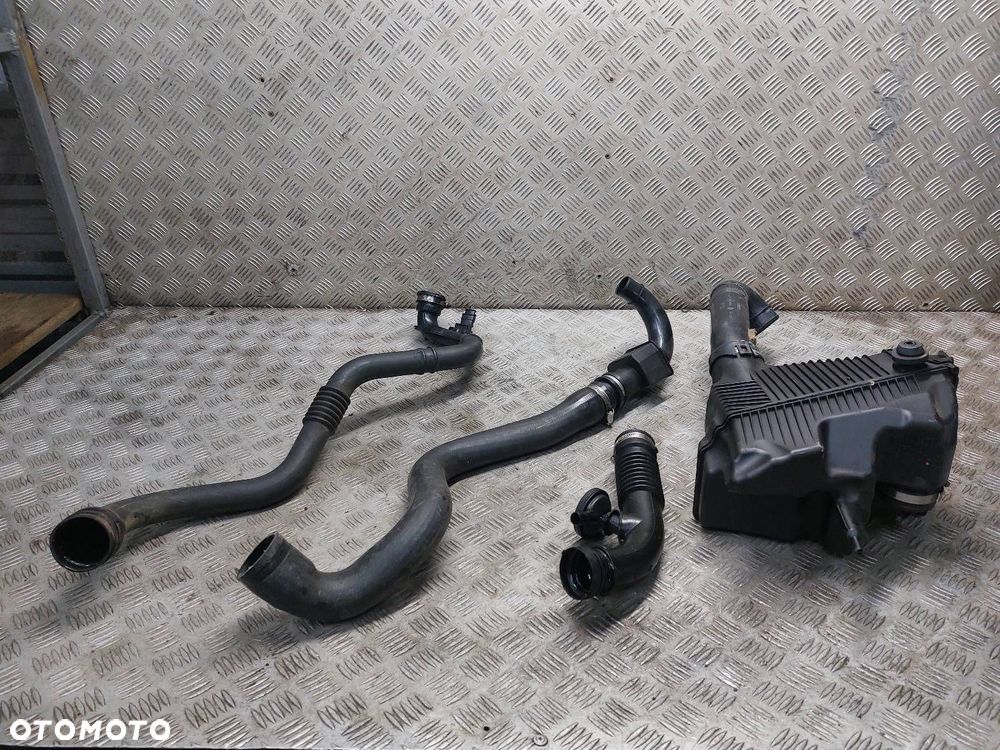 OBUDOWA FILTRA POWIETRZA + RURA DOLOT RENAULT MEGANE II 1.5 DCI - 2