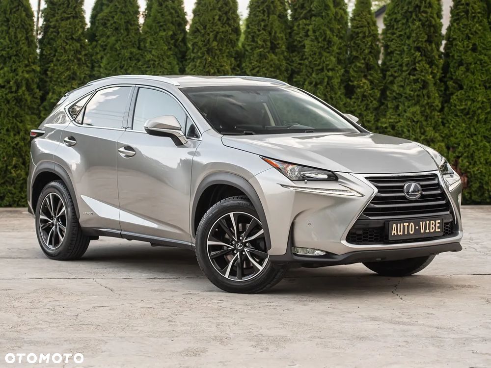 Lexus NX 300h Prestige AWD - 1