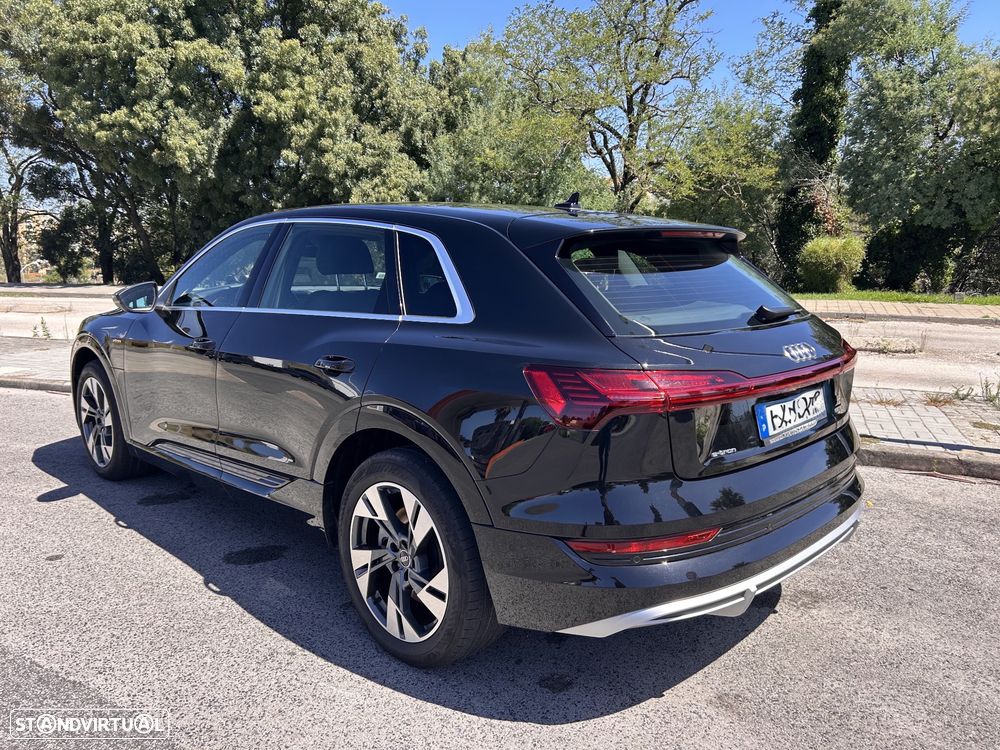 Audi e-tron 55 quattro S line - 4