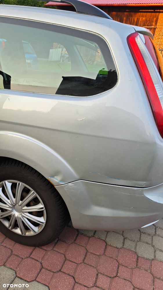 Ford Focus 1.6 Amber X - 14