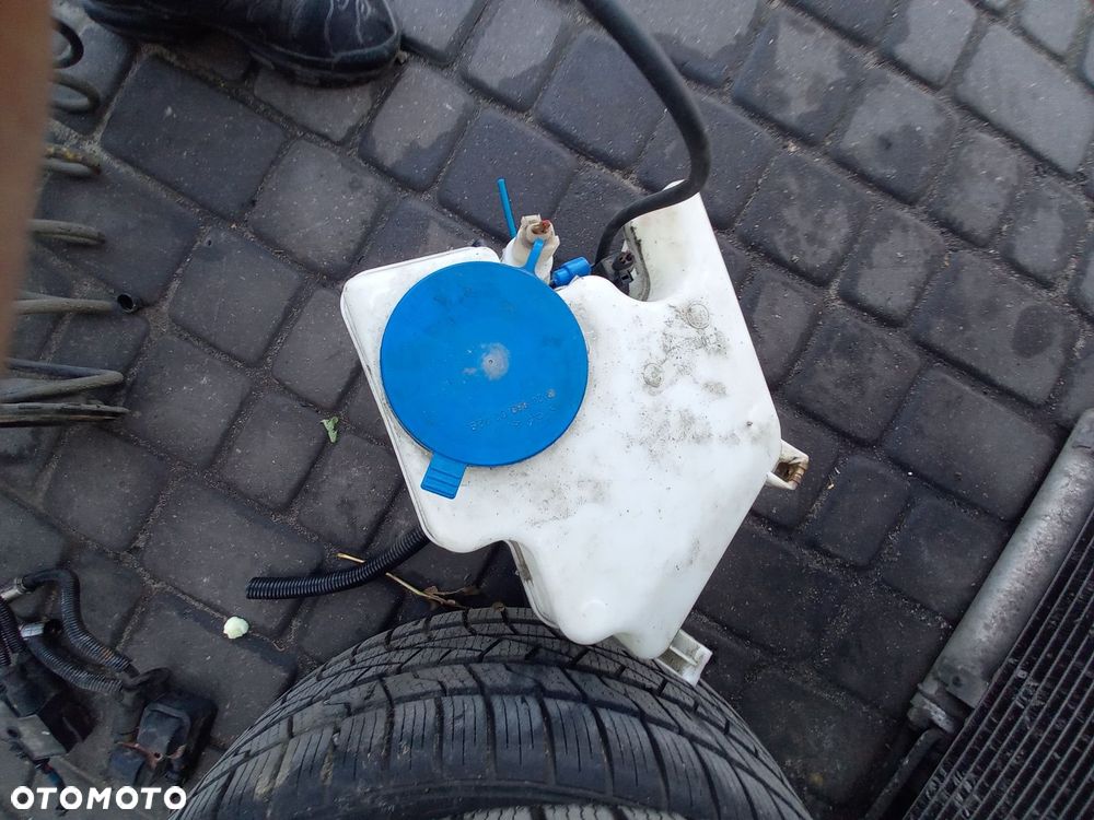 Zbiornik spryskiwaczy i pompka mercedes b klasa 07r