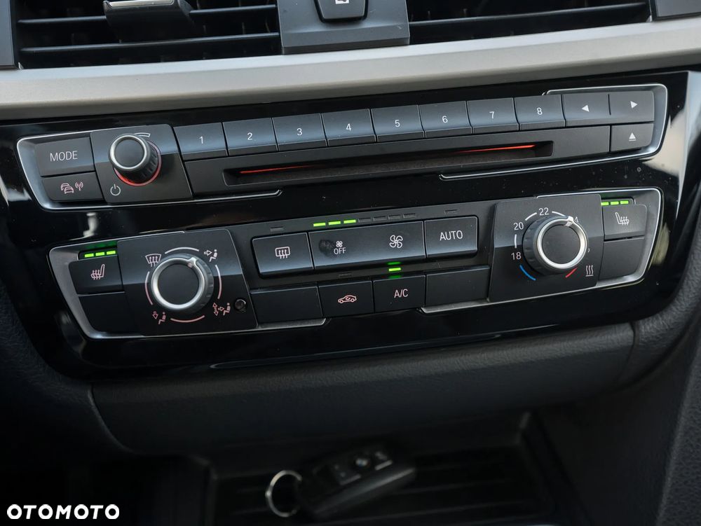 BMW Seria 3 320i Advantage - 32