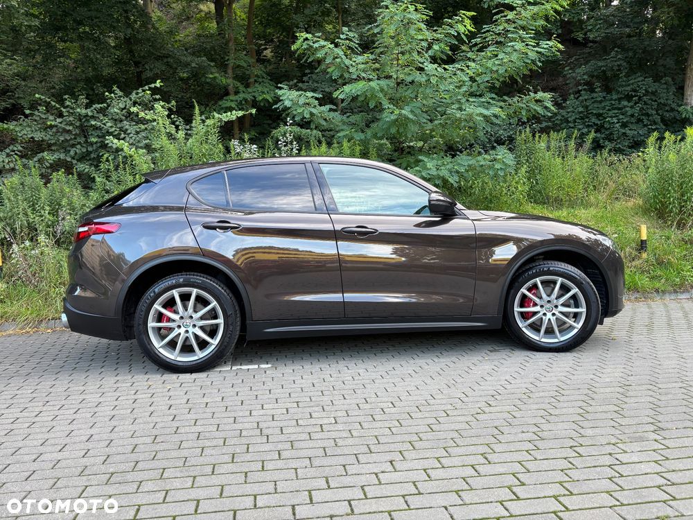 Alfa Romeo Stelvio 2.0 Turbo Executive Q4 - 2