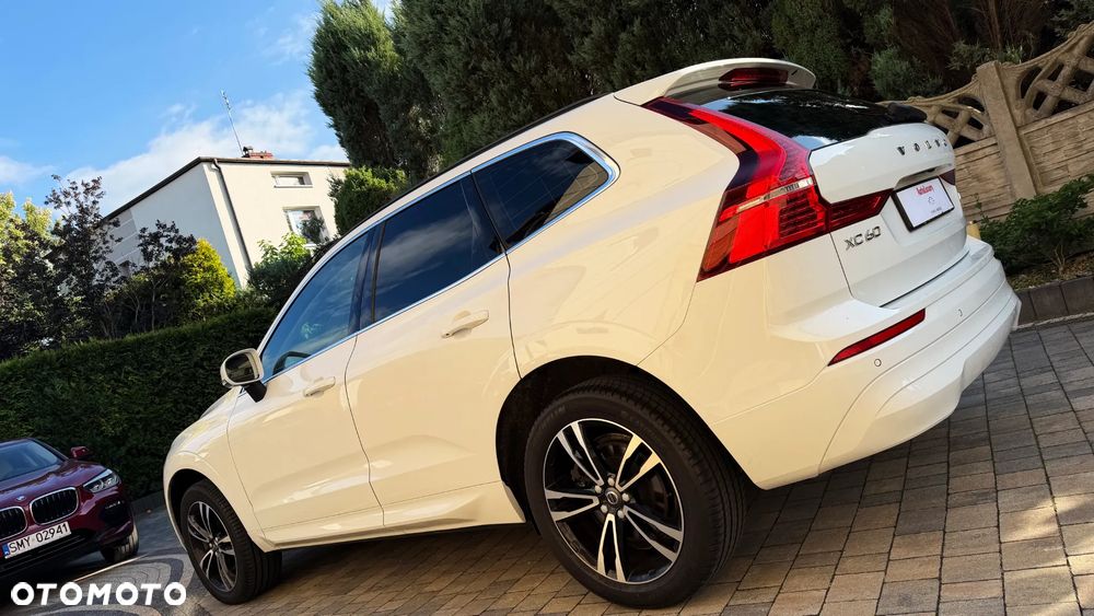 Volvo XC 60 B4 D AWD Geartronic Momentum Pro - 6