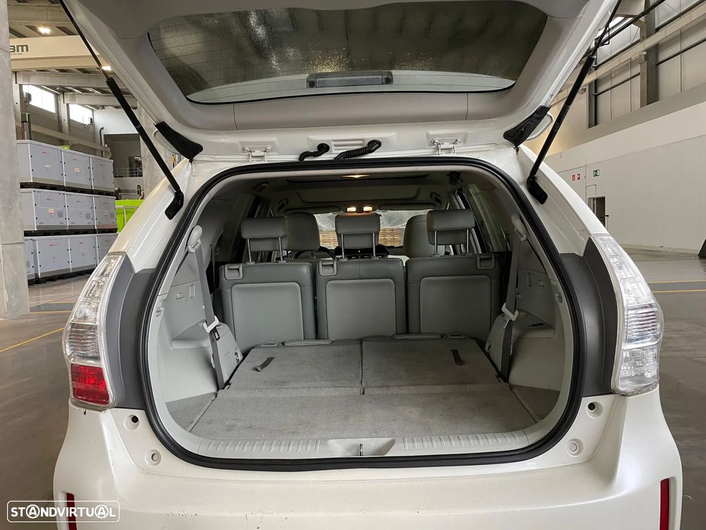 Toyota Prius+ 1.8 Exclusive - 9