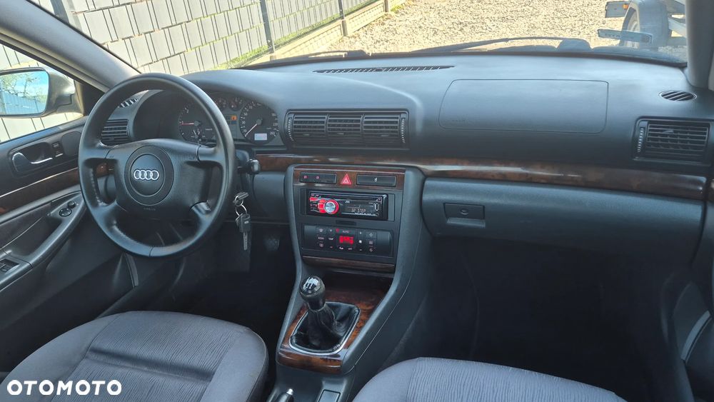 Audi A4 Limousine 1.9 TDI - 12