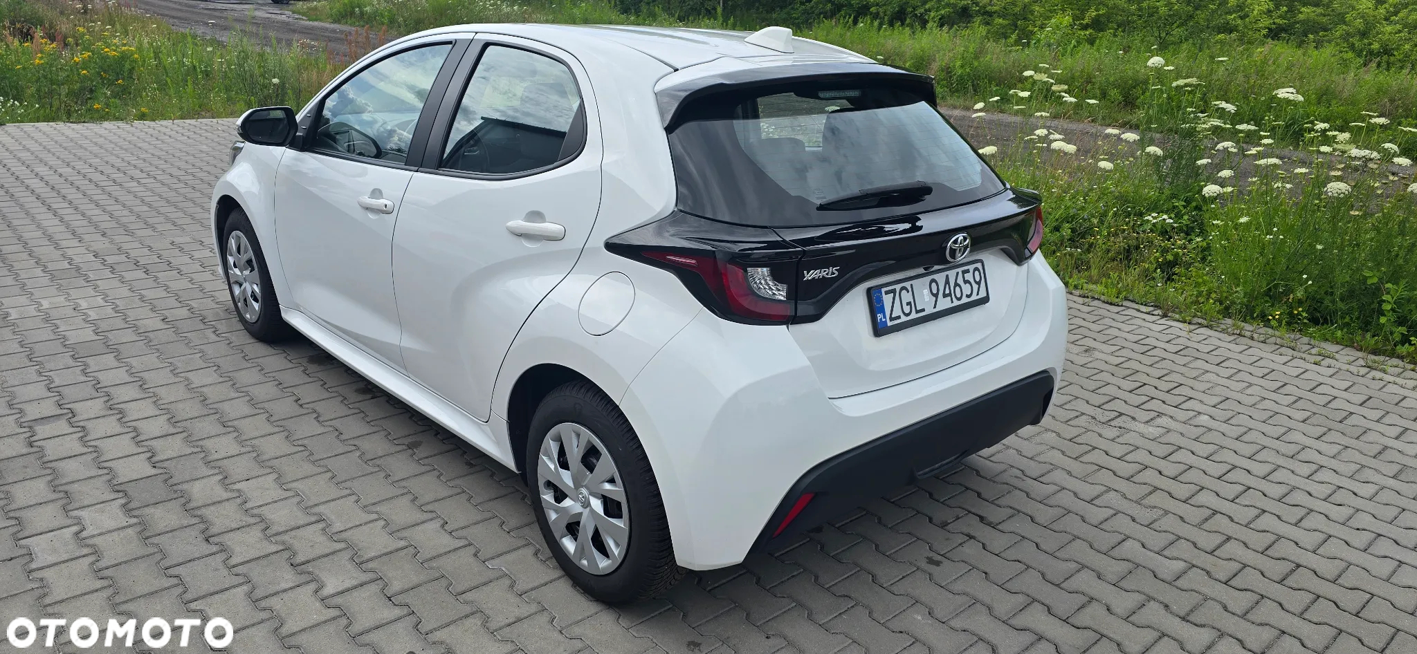 Toyota Yaris 1.5 Active - 6