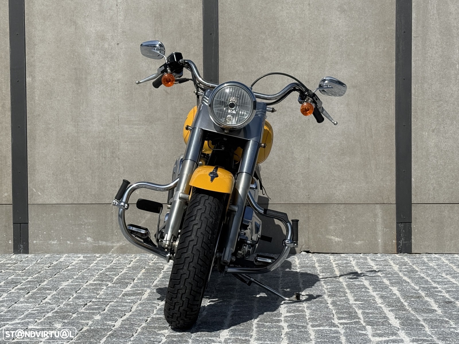 Harley-Davidson Fat Boy Fatboy FLSTF 1450 Edição Yellow Pearl - 9