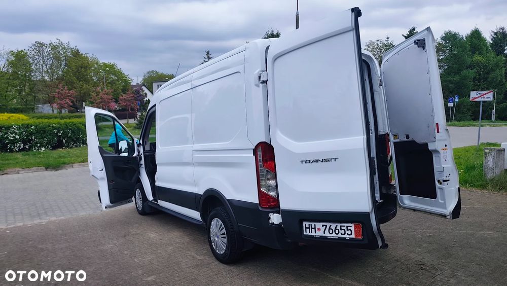 Ford Transit - 12