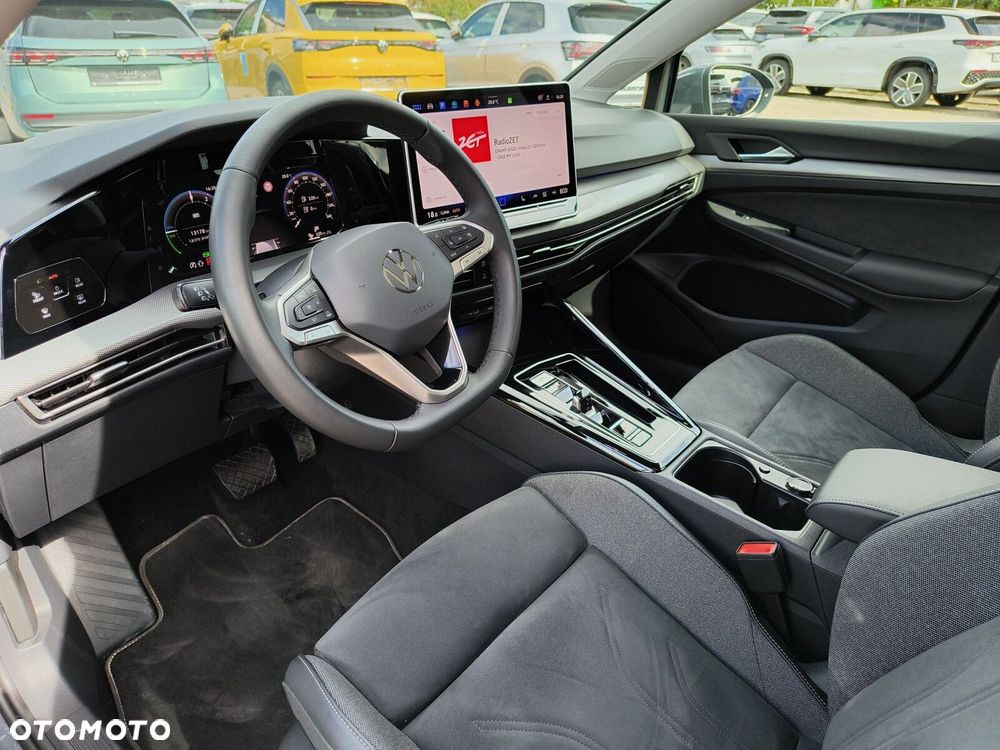 Volkswagen Golf - 15