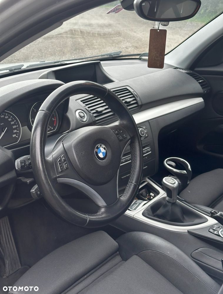 BMW Seria 1 120d - 5