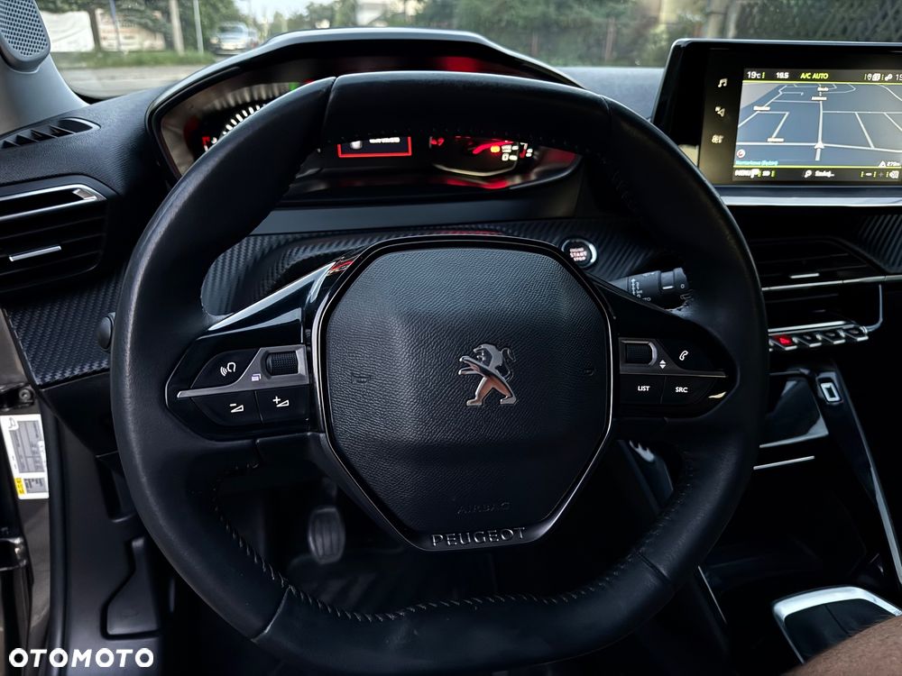 Peugeot 2008 - 25