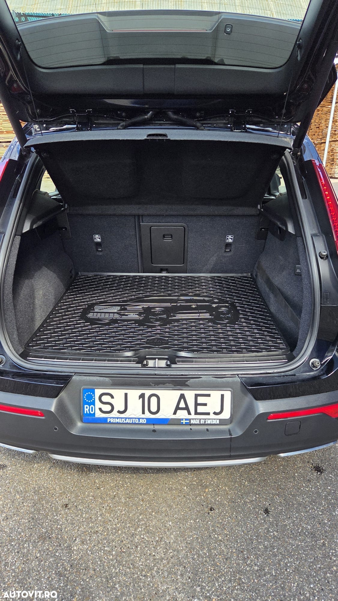 Volvo XC 40 D3 AWD Geartronic Inscription - 9