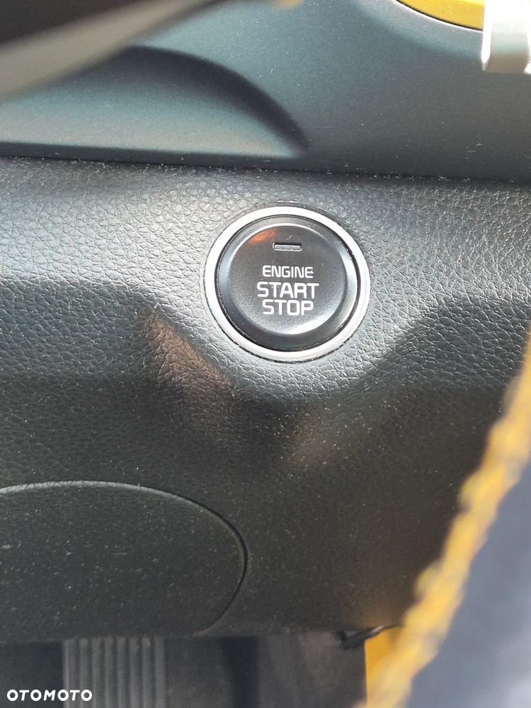 Kia Stonic 1.2 L Business Line - 14
