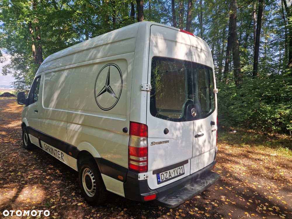 Mercedes-Benz Sprinter - 5