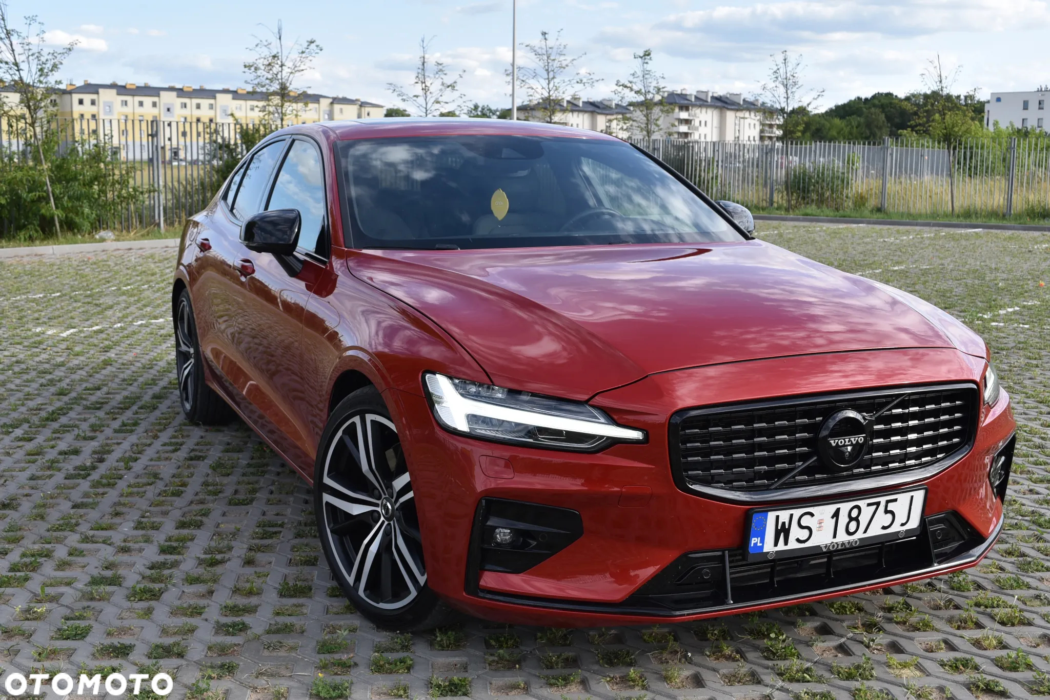 Volvo S60 T5 R-Design - 11