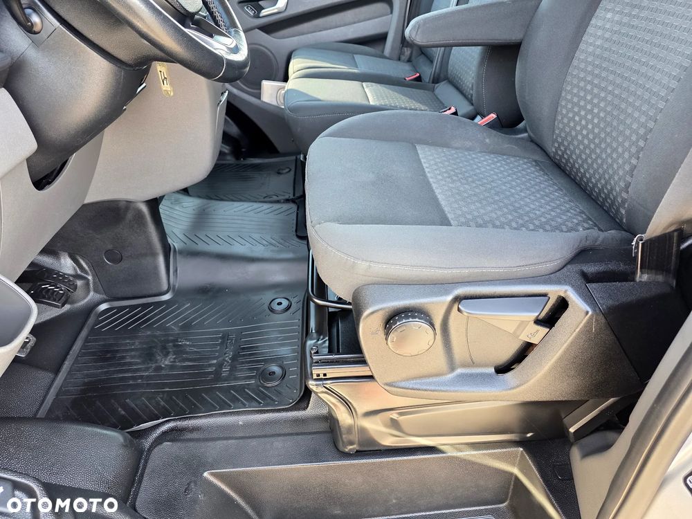 Ford TRANSIT CUSTOM 2,0 TDCI 130 KONNY DŁUGI L2H1 KLIMA LEDY GWARANCJA BOGATE WYPOSAŻENIE - 12