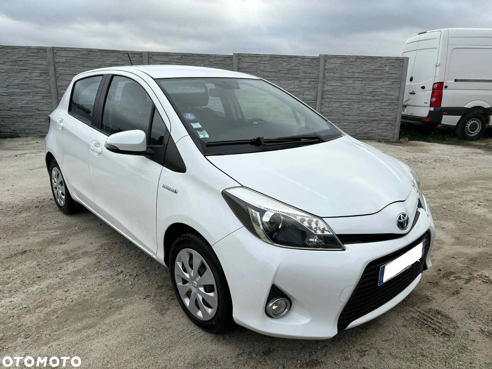 Toyota Yaris Hybrid 1.5 VVT-i - 1