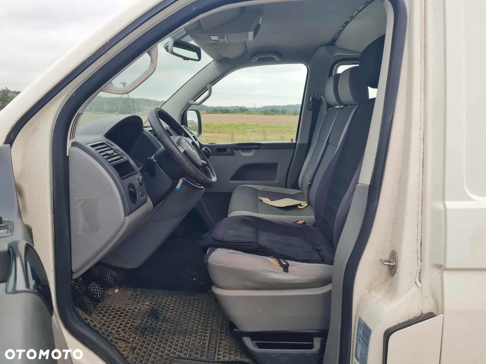 Volkswagen Transporter - 7