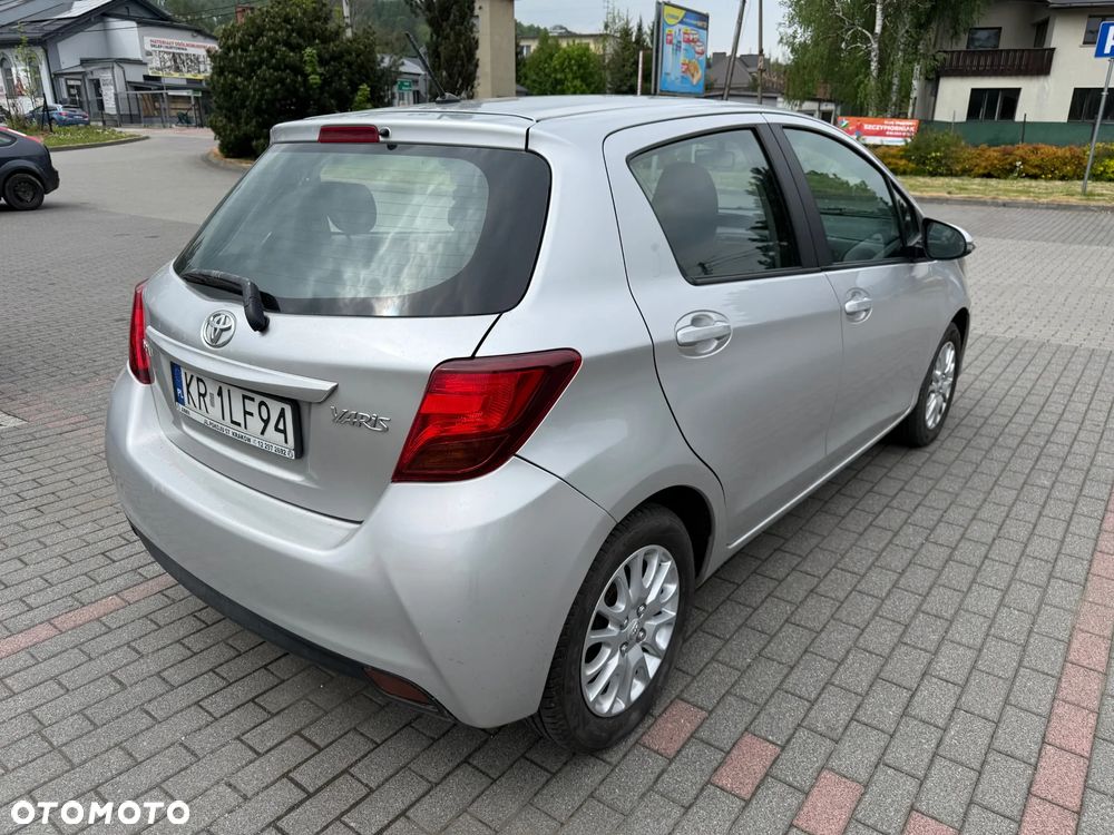Toyota Yaris 1.33 Active EU6 - 4