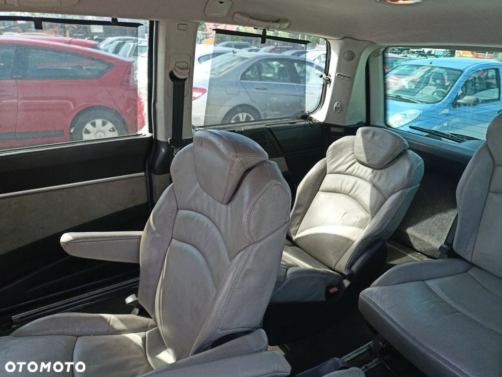 Peugeot 807 - 14