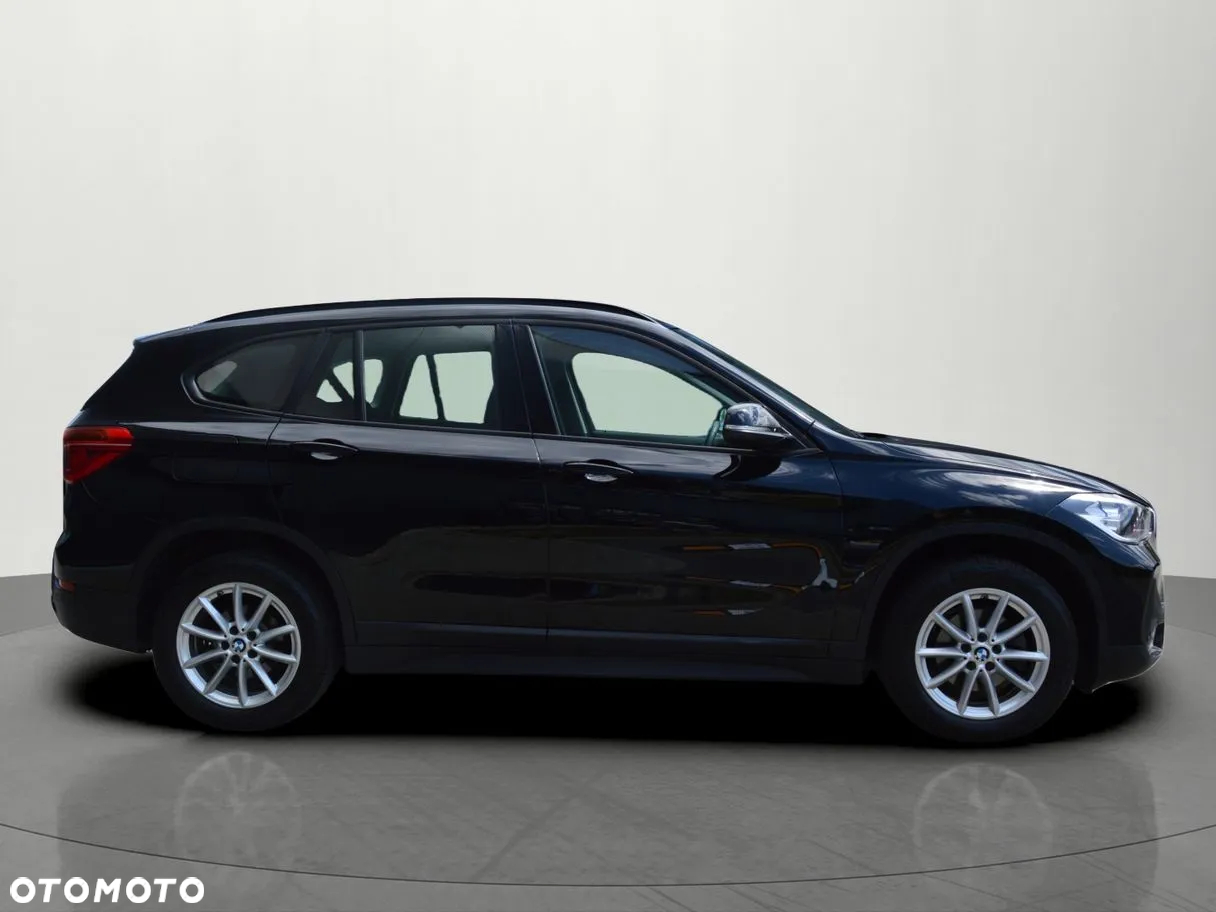 BMW X1 sDrive18i - 8