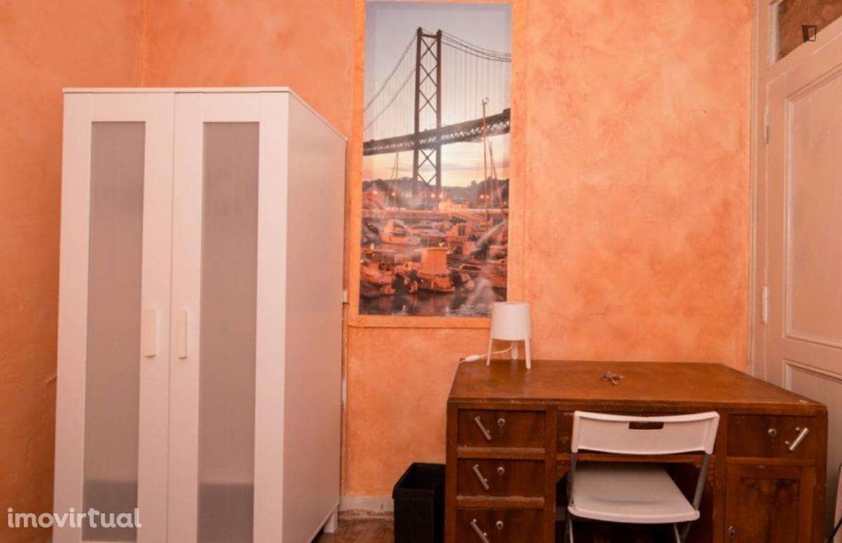 Quarto - localizado em Saldanha Lisbon - Grande imagem: 5/13