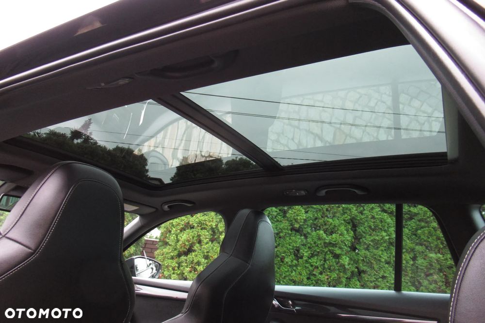 Skoda Octavia 2.0 TDI DSG RS - 34