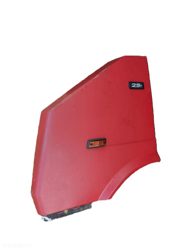 DAEWOO LUBLIN II 99-04 r. BŁOTNIK LEWY PRZÓD LEWA STRONA EU CZERWONY + - 2