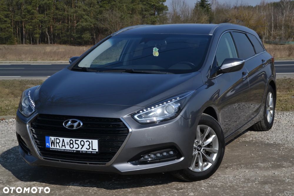 Hyundai i40 Kombi blue 1.6 Space - 2