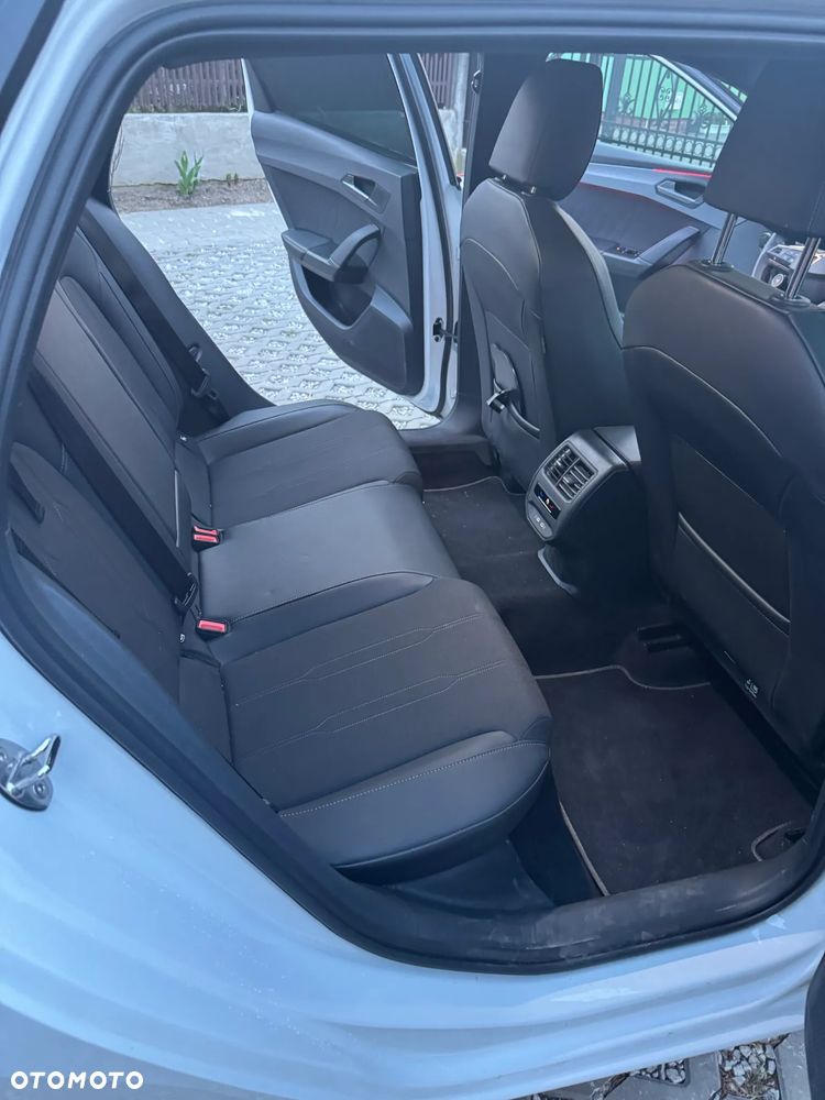 Cupra Leon 1.5 eTSI DSG - 3