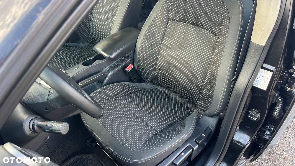 Nissan Qashqai 2.0 dCi Visia - 13