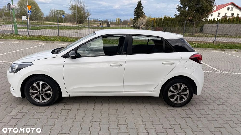 Hyundai i20 1.1 CRDi Fresh - 4