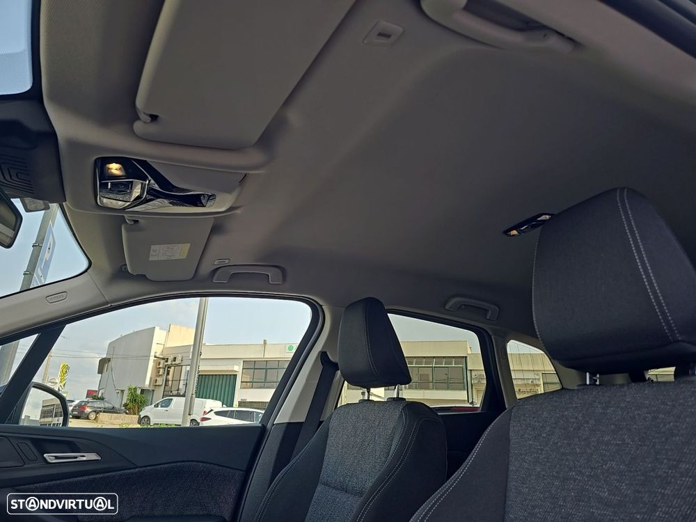 BMW 225xe Active Tourer - 16