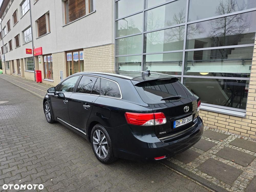 Toyota Avensis 1.8 Premium - 5