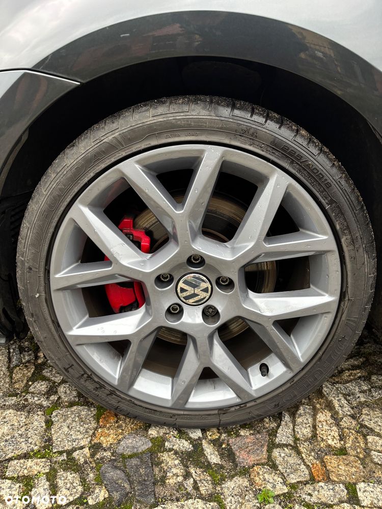 Volkswagen Golf GTI BlueMotion Technology DSG - 11