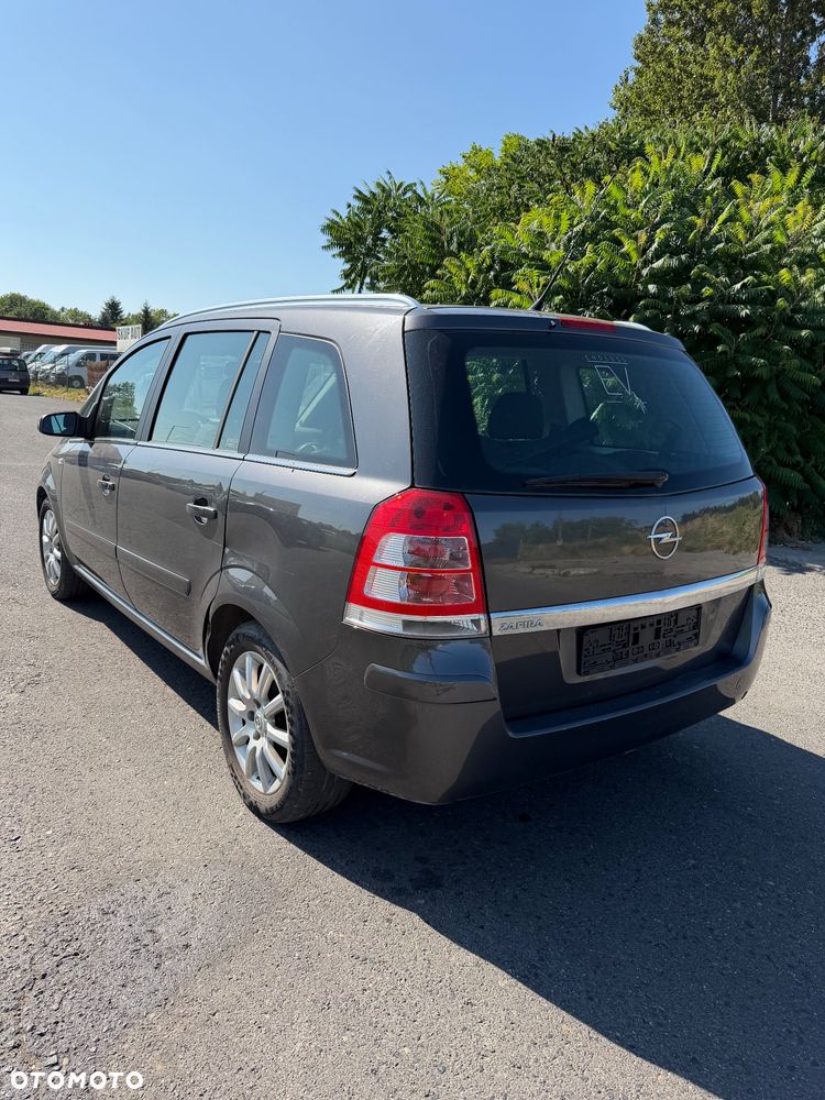 Opel Zafira 1.8 Family Plus - 6