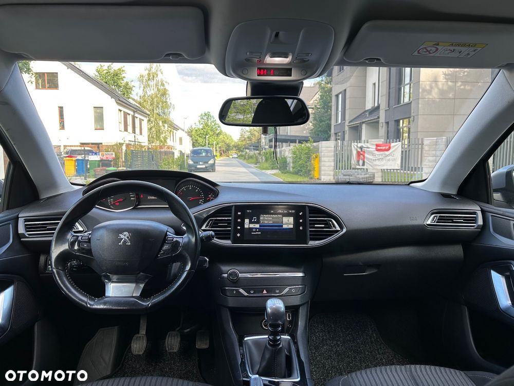 Peugeot 308 1.6 e-HDi Allure S&S - 8