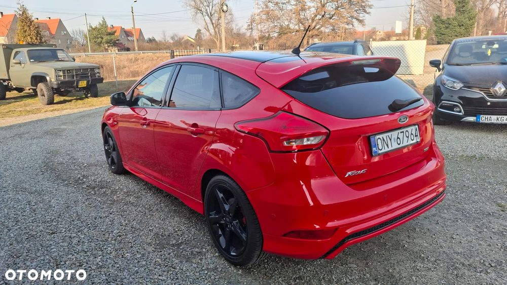 Ford Focus 1.5 EcoBoost STart-Stopp-System ST-LINE - 31