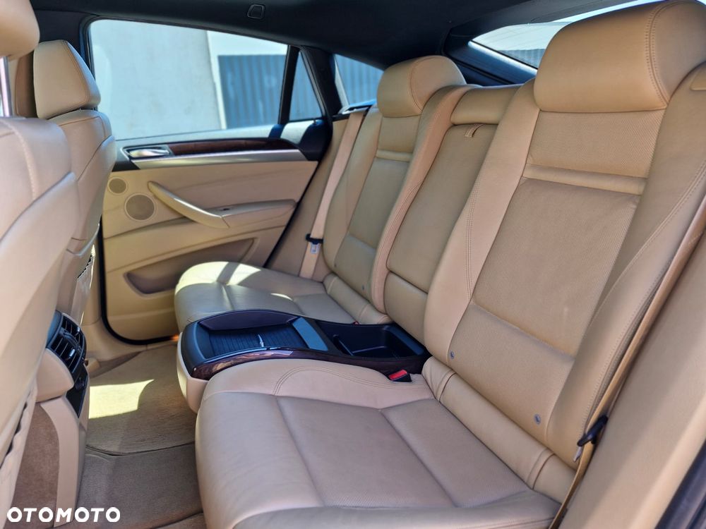 BMW X6 - 15
