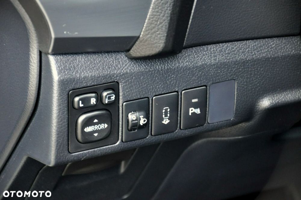 Toyota Auris - 36