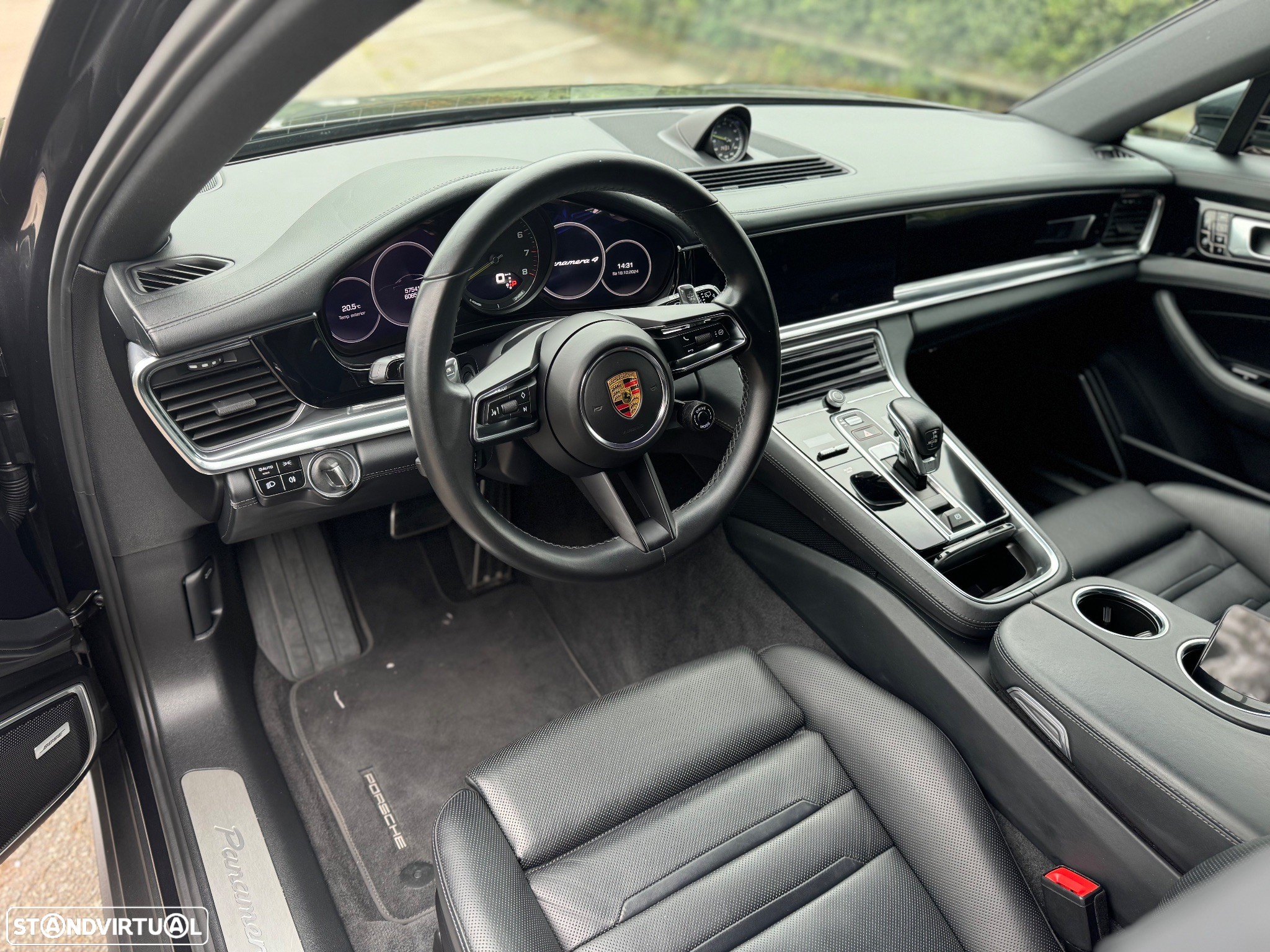 Porsche Panamera 4 E-Hybrid Executive - 18