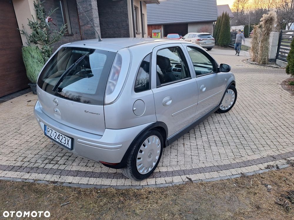 Opel Corsa - 10