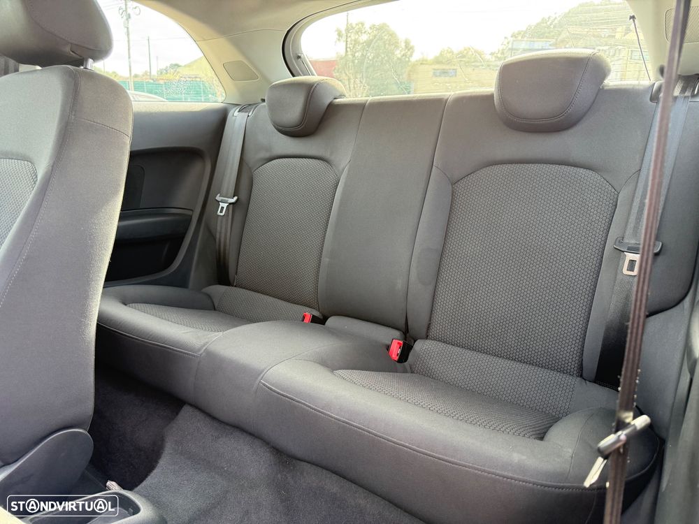 Audi A1 1.6 TDI Sport - 8