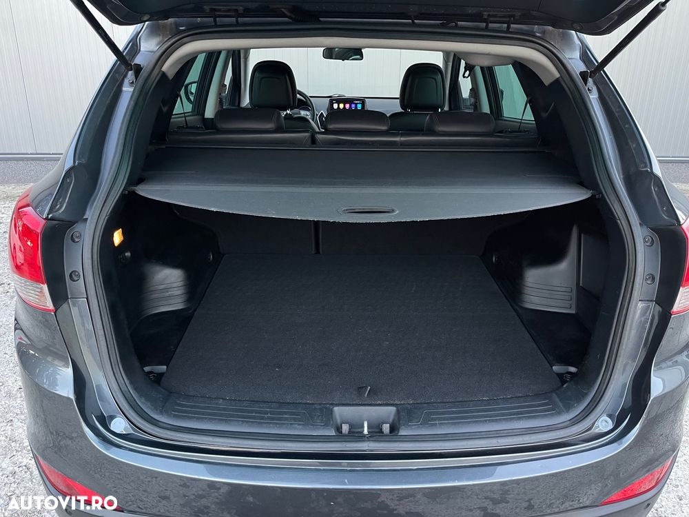 Hyundai ix35 2.0 CRDI Low 2WD GL Classic - 14